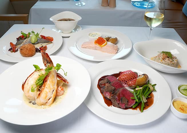 Dine at your leisure