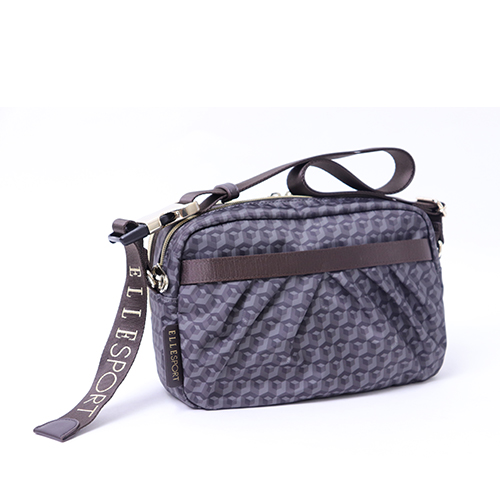 �X�e�b�v�����@�y�V�i���l�z�G���X�|�[�c�@�����z�@�\�t���v���[�c�V�����_�[�o�b�O�@�����p�@�_�[�N�u���E���@E16_main_1